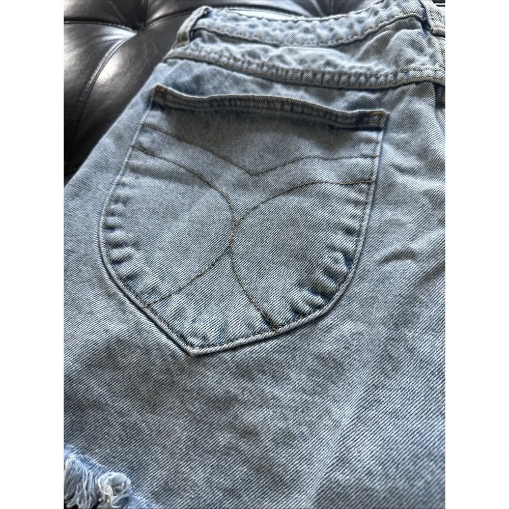 Rolla's Size 32 Dusters High Rise Slim Distressed Denim Jean‎ Shorts Light Wash